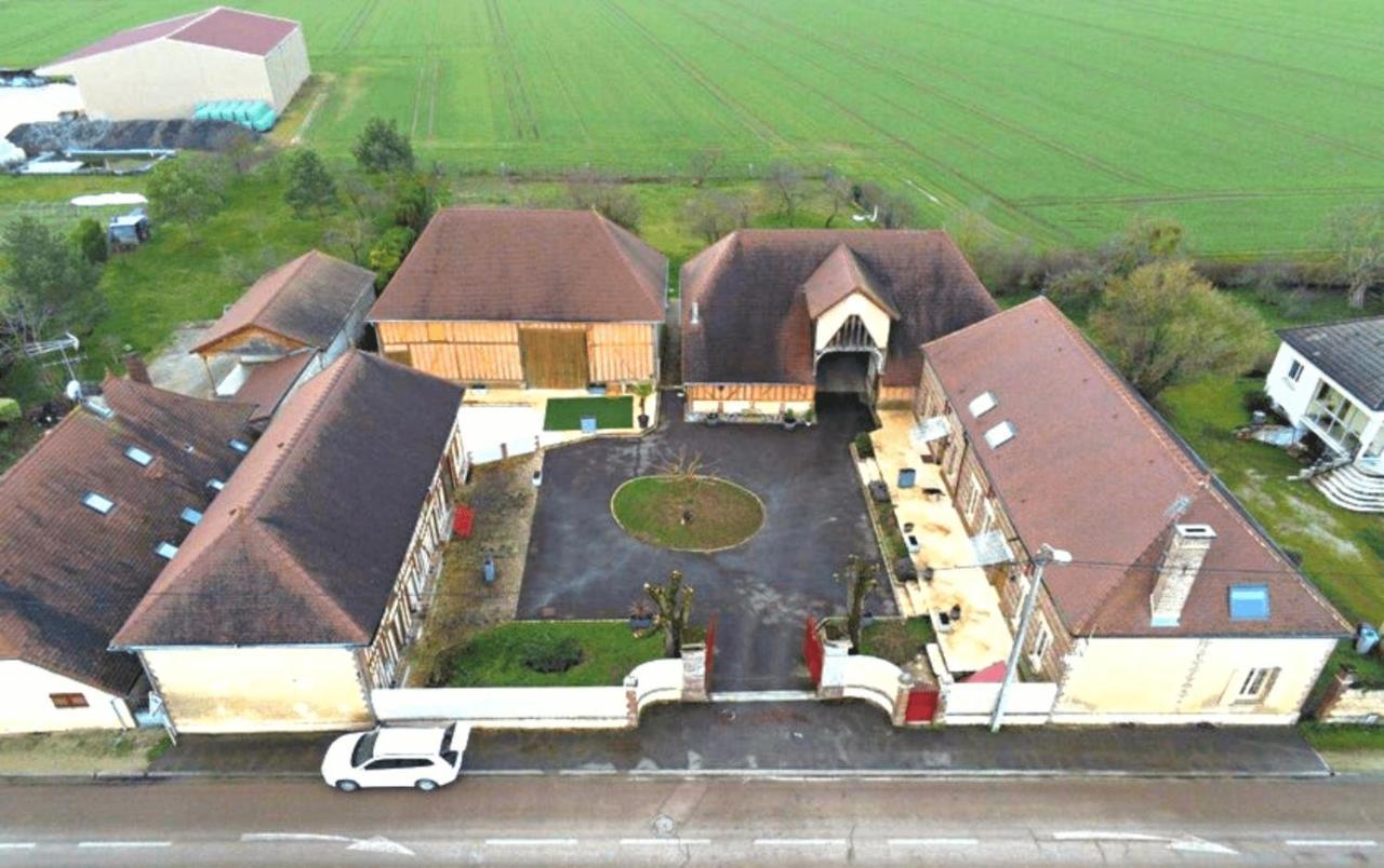 Appartement Prive Le Chardonnay, Jardin, Parking Buchères Buitenkant foto